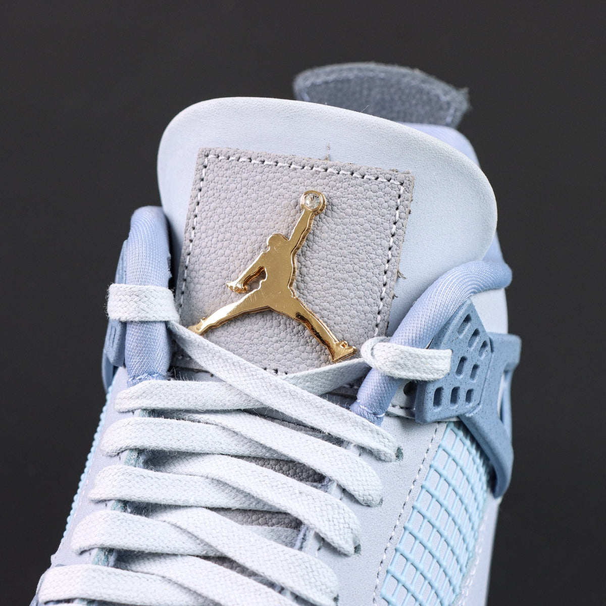 Air Jordan 4 Retro UNC PE