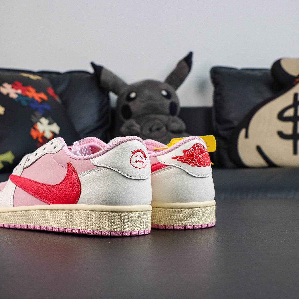 Travis Scott x Air Jordan 1 Low OG Sail Tropical Pink