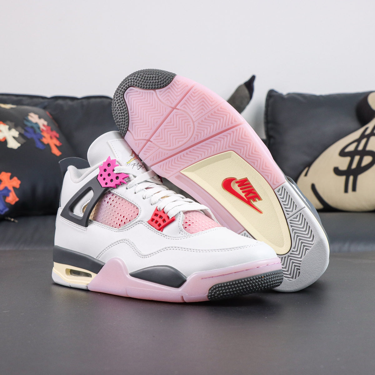 Air Jordan 4 Retro Comic