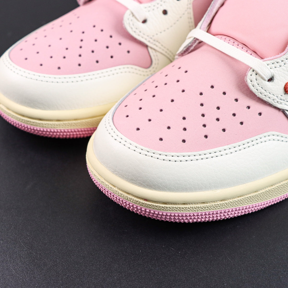 Travis Scott x Air Jordan 1 Low OG Sail Tropical Pink