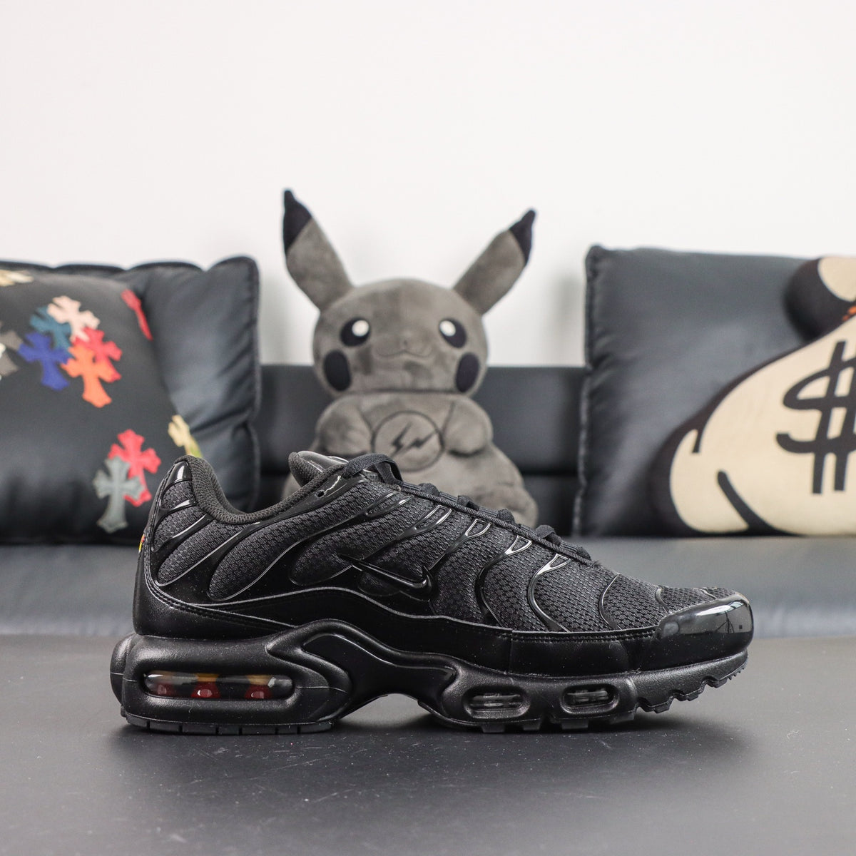 Nike Air Max Plus TN Triple Black