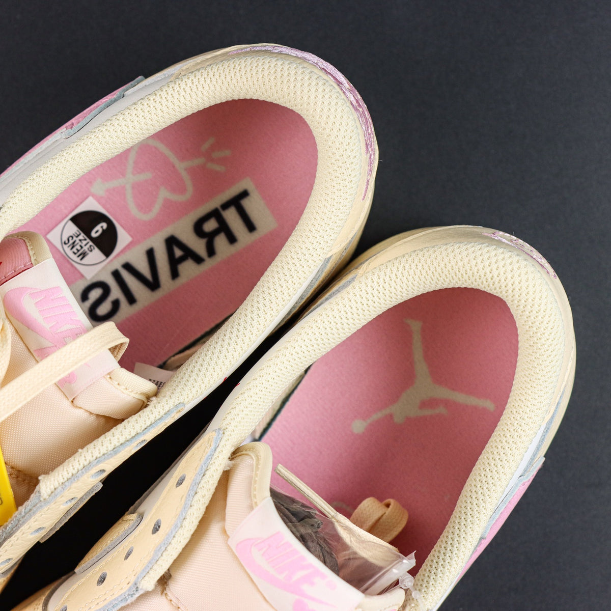 Travis Scott x Air Jordan 1 Low OG Sail Shy Pink